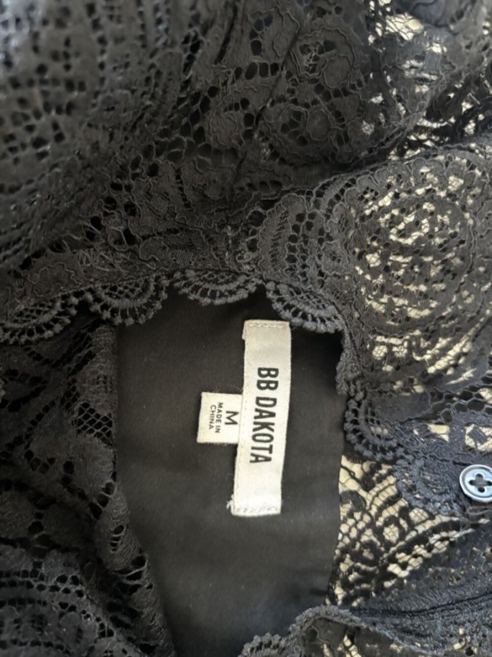 BB Dakota Navy Lace Long Sleeve Top Sz M - Picture 3 of 3